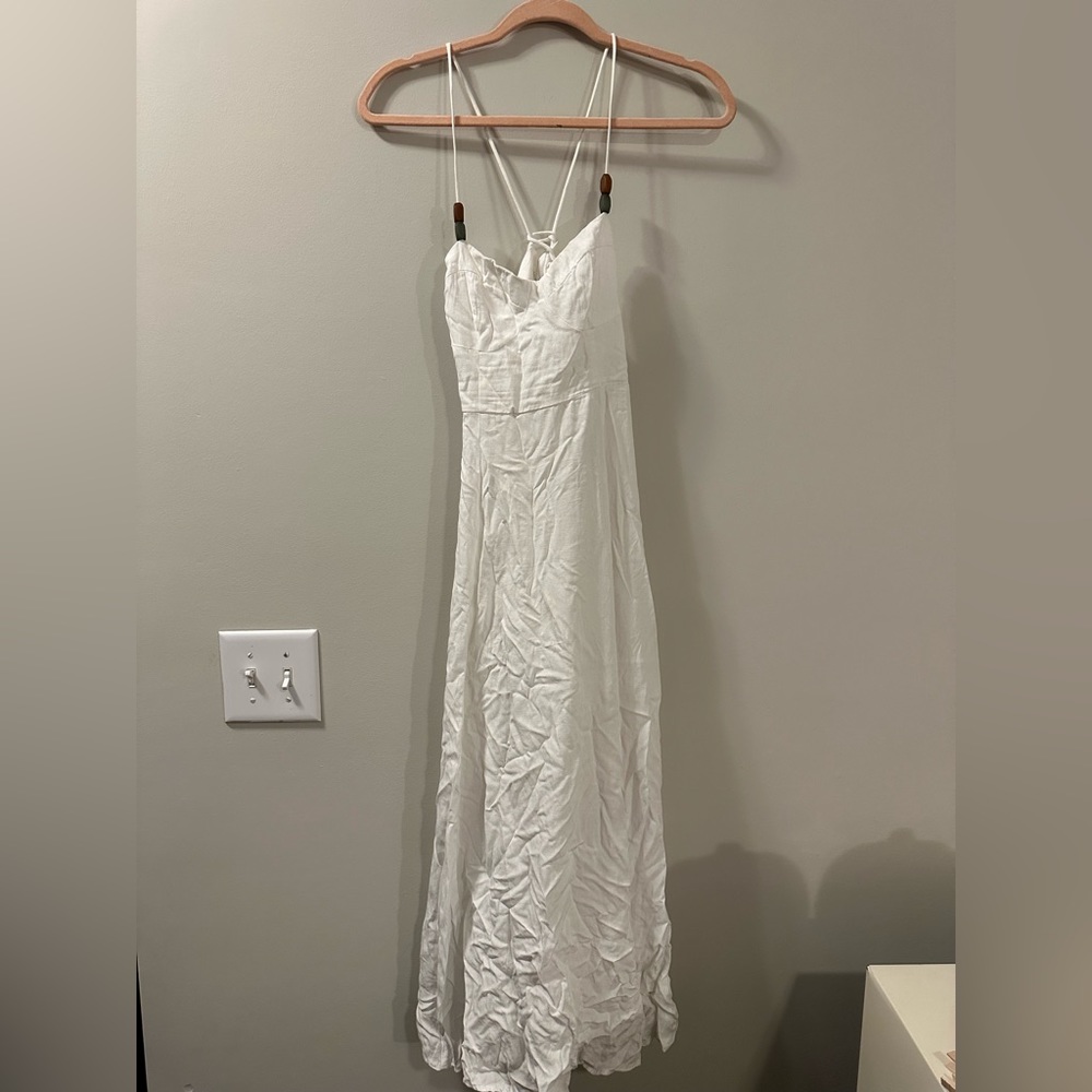 NEVER WORN - flowy beach dress ZARA with tie back